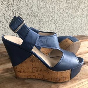 💙Franco Sarto Wedge Shoe